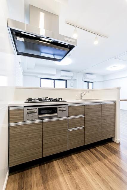 キッチン　※写真は同タイプ住戸です。