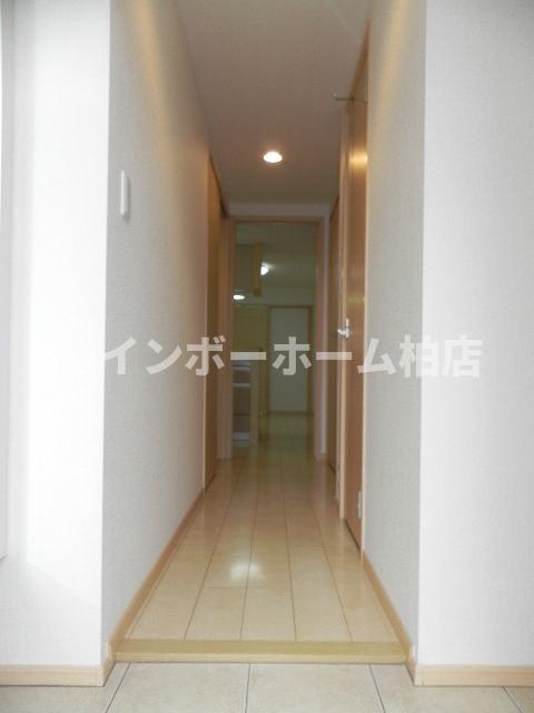 玄関　シンプルで使いやすい玄関です