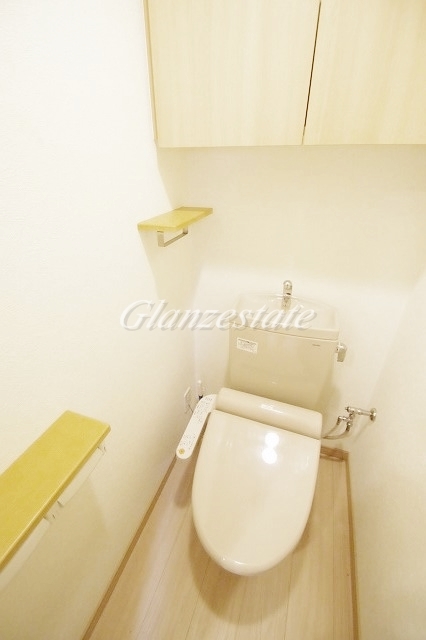 トイレ　☆温水洗浄便座完備のトイレ☆