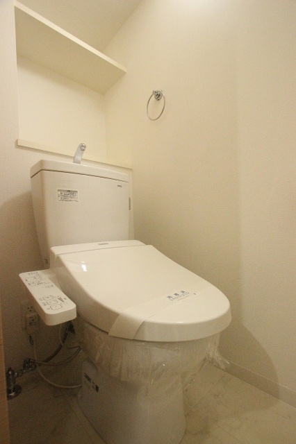 トイレ　別号室写真