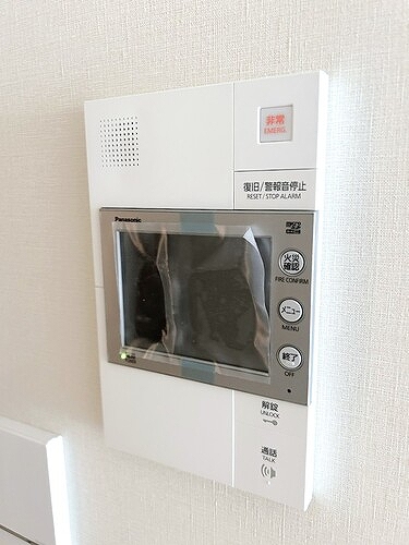 セキュリティ　テレビモニタ付きインターホン