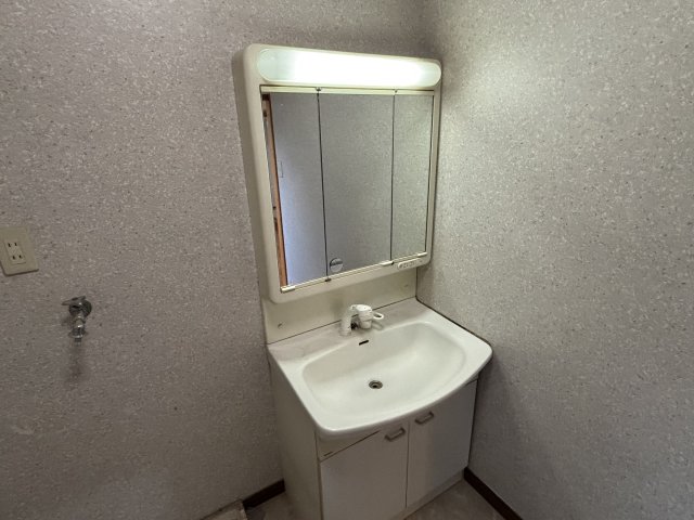 洗面設備　洗面所です