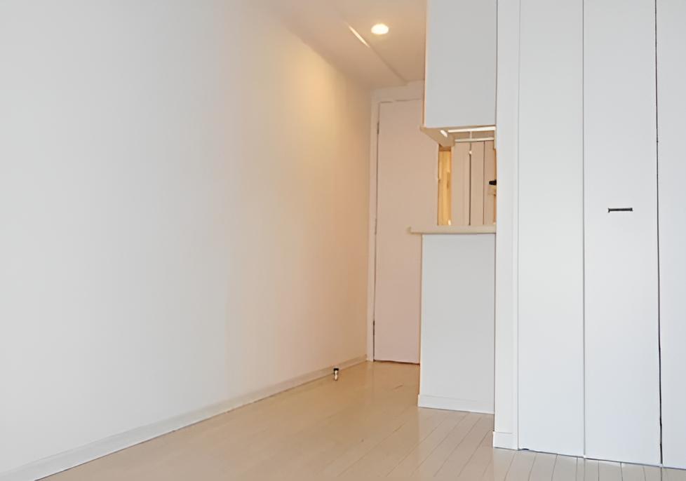 居室・リビング　☆明るい洋室☆