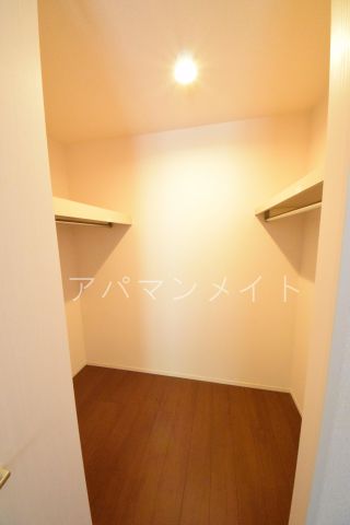収納　ウォークインクローゼット！