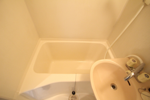 バス・シャワールーム　同間取の別室参考写真です。