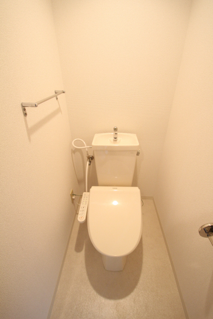 トイレ　同間取の別室参考写真です。