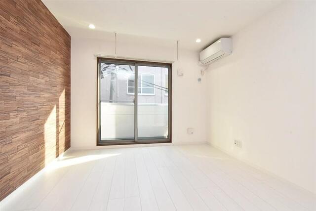 居室・リビング　?