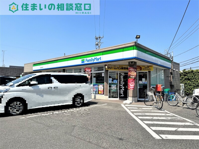 コンビニ　ファミリーマート岡崎中園町店（コンビニ）まで654m