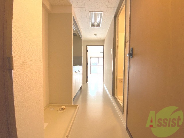 玄関　玄関の様子です。明るくて気分が上がりますね。