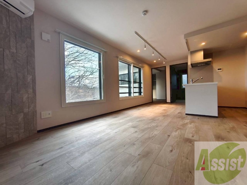 居室・リビング　広くてきれいなリビングです！快適に過ごせそうですね。