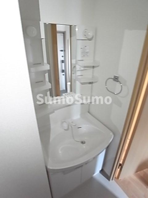 洗面設備　広い洗面スペース