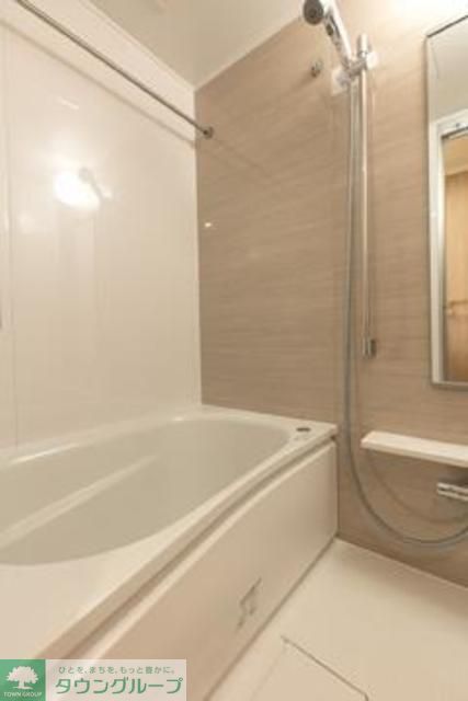 バス・シャワールーム　※写真は同タイプ住戸です。