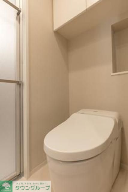 トイレ　※写真は同タイプ住戸です。