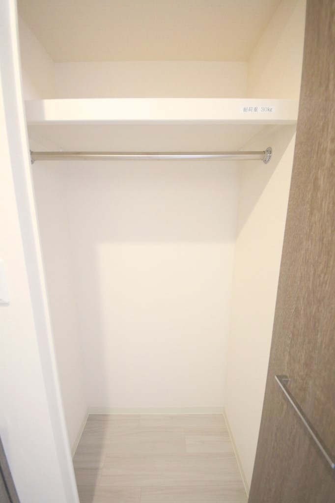 収納　プレサンス海老江ジャルダン