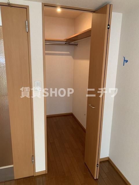 収納　別部屋同タイプの参考写真です。