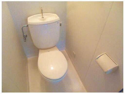 トイレ　清潔感のある水回り♪