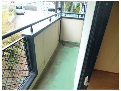 バルコニー　便利で嬉しいバルコニー付きです♪