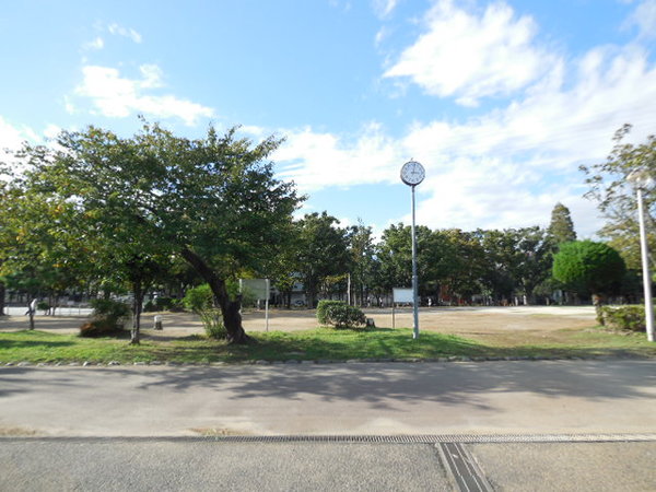公園　行徳駅前公園（公園）まで995m
