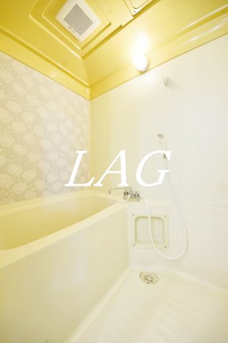 バス・シャワールーム　お風呂です。