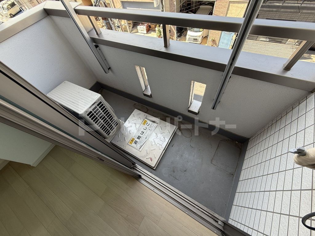 バルコニー　バルコニー