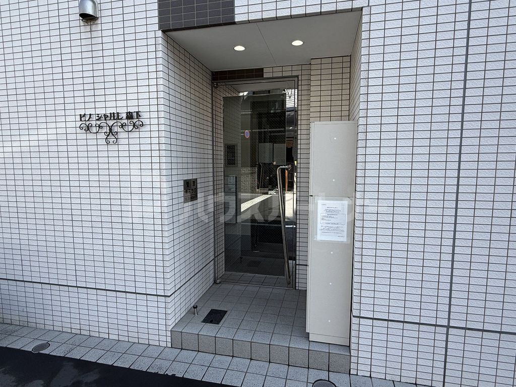 エントランス　エントランス