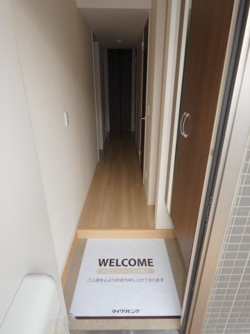 玄関　シューズボックスのある玄関です