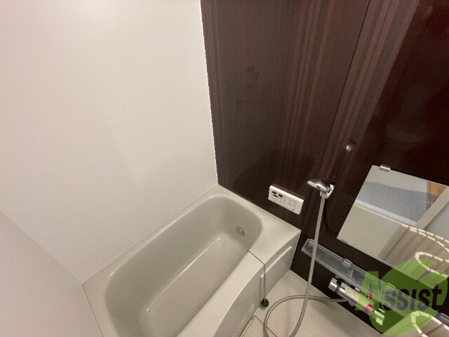 バス・シャワールーム　疲れた一日はお風呂でゆっくりしたいものですね。