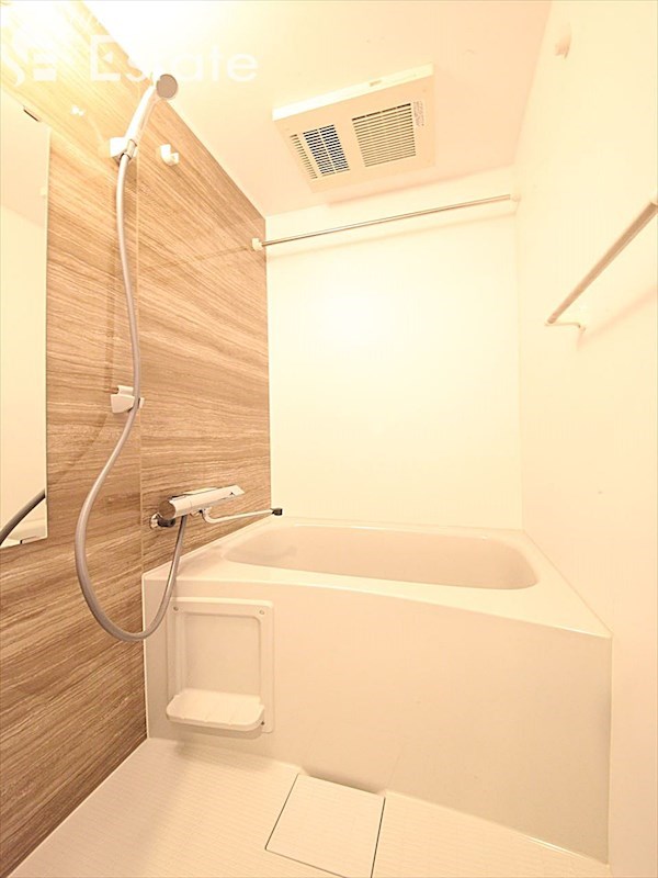 バス・シャワールーム　バスルーム