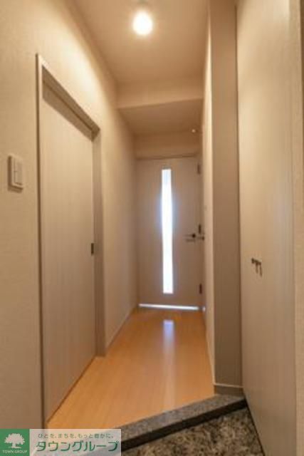 玄関　※写真は同タイプ住戸です。