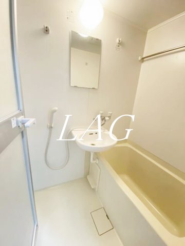 バス・シャワールーム　お風呂です。