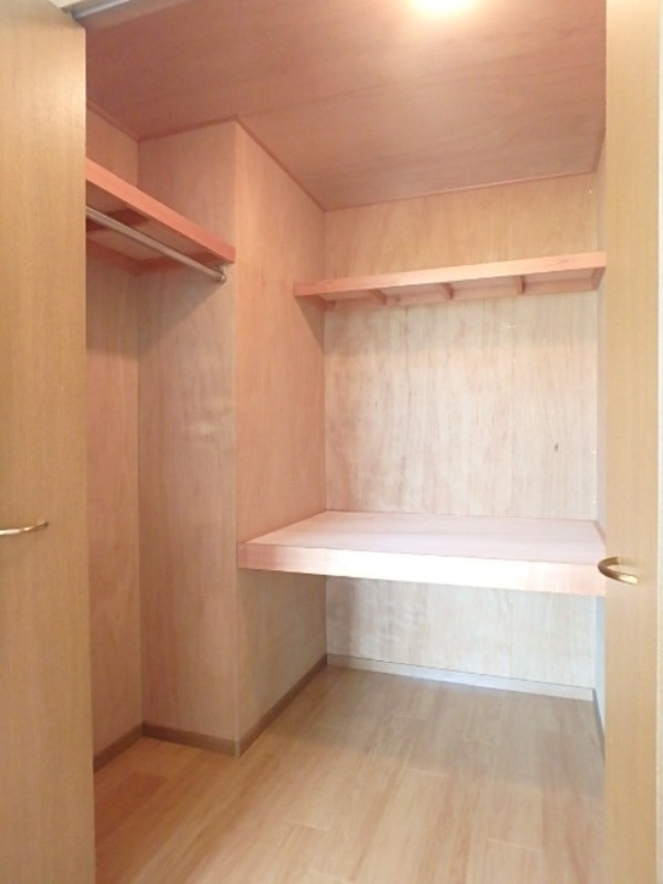 収納　図面と現状に相違がある場合には現状を優先