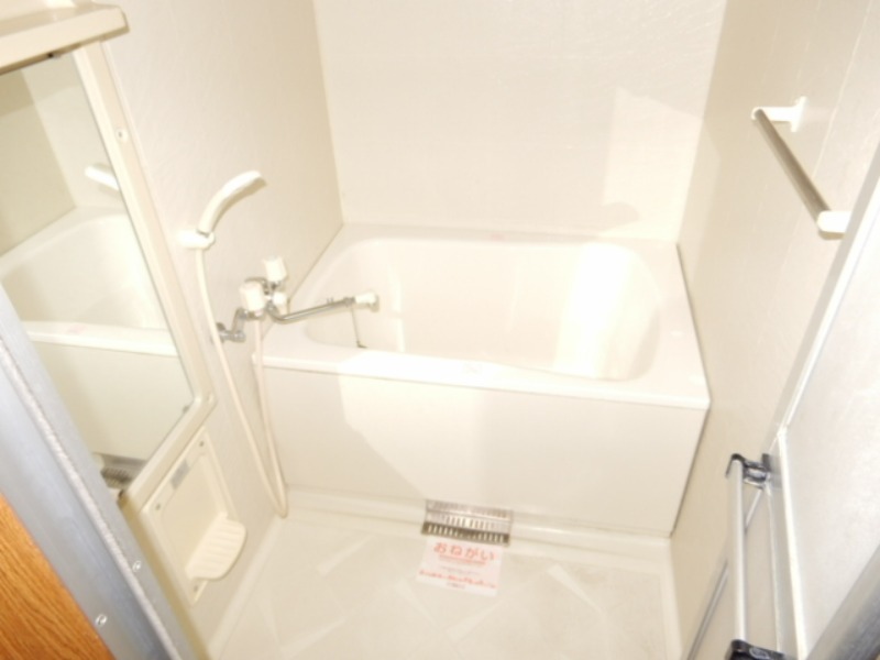 バス・シャワールーム　図面と現状に相違がある場合には現状を優先