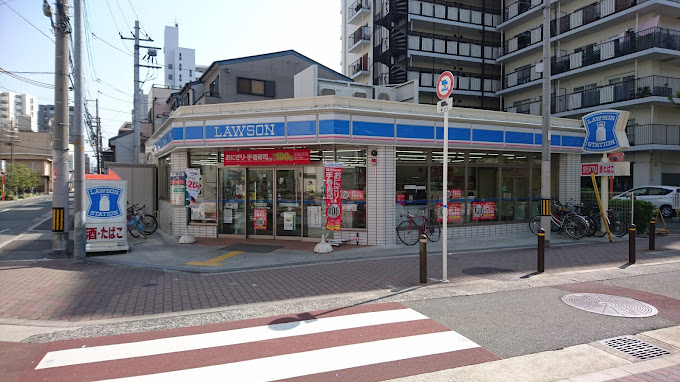 コンビニ　ローソン 城東中央三丁目店（コンビニ）まで350m
