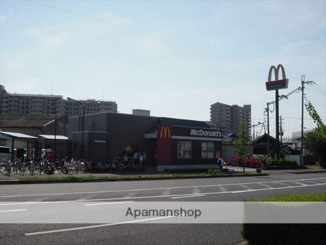 飲食店　マクドナルド　貝塚清児店（飲食店）まで597m