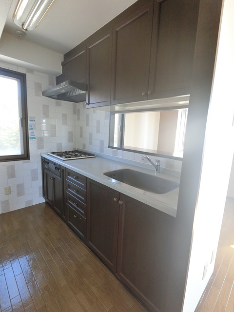 キッチン　※別部屋（６０４号室）参考写真※