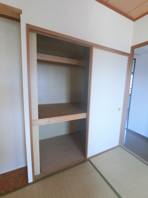収納　※別部屋（６０４号室）参考写真※