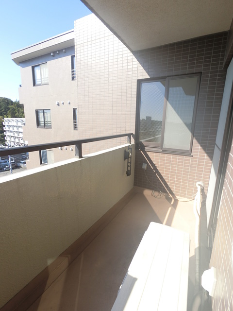 バルコニー　※別部屋（６０４号室）参考写真※