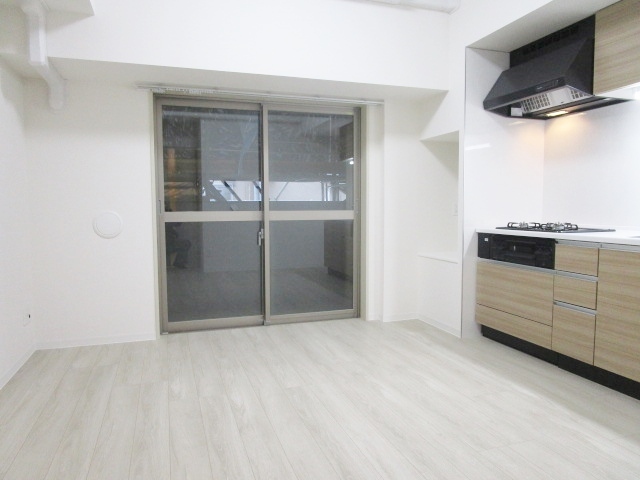 居室・リビング　参考写真　別タイプのお部屋の写真です