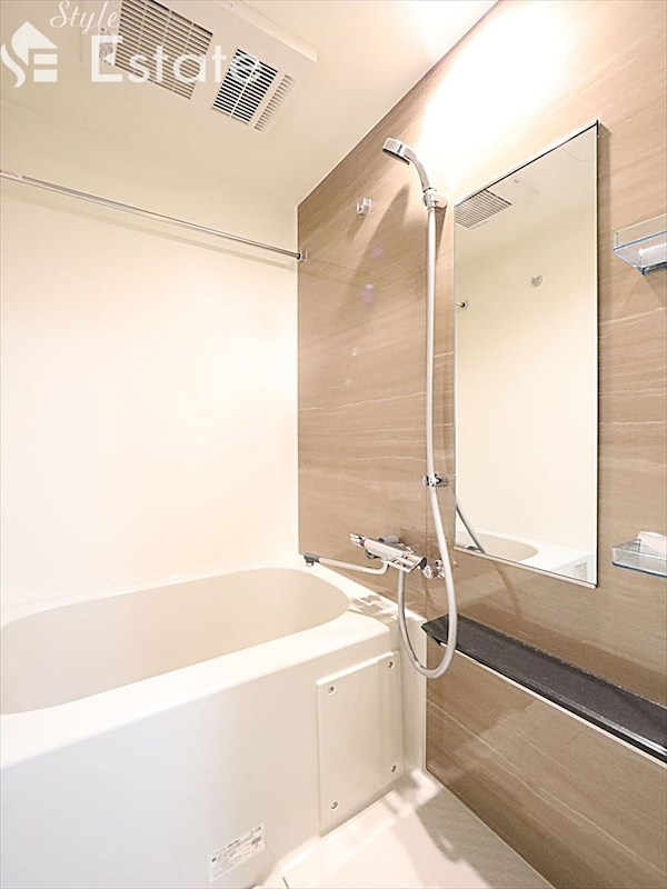 バス・シャワールーム　バスルーム