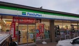 コンビニ　ファミリーマート船橋南本町店（コンビニ）まで700m