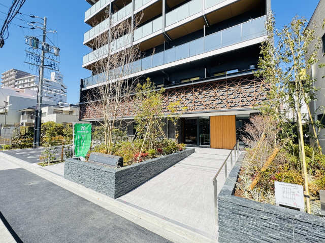 エントランス　南側のエントランスです