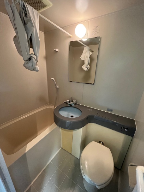 バス・シャワールーム　※別部屋参照