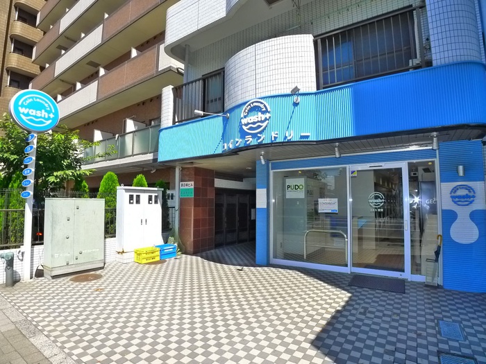 コンビニ　コインランドリー南葛西店（コンビニ）まで570m