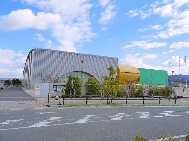 小学校　木津川市立 州見台小学校（小学校）まで1041m