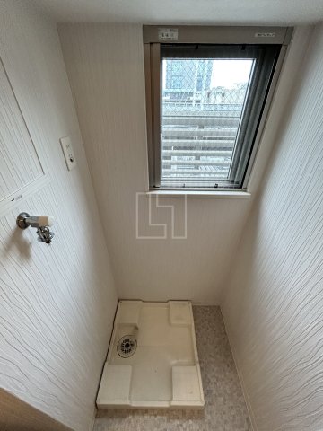 その他設備　フレンシアノイエ内本町　室内洗濯パン