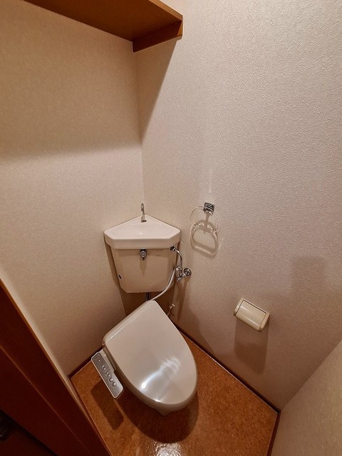 トイレ　ウォシュレット完備