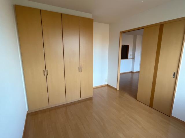 その他部屋・スペース　南側洋室