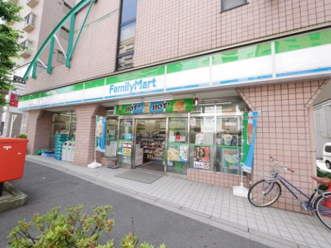 コンビニ　ファミリーマート　神田佐久間町店（コンビニ）まで158m