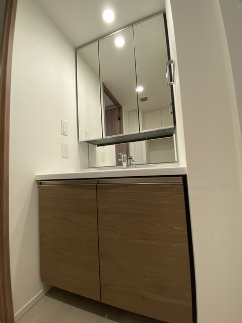 洗面設備　※写真は同タイプ住戸です。
