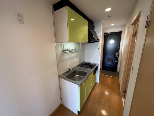 キッチン　2口ガスコンロ付で機能的なキッチンです！